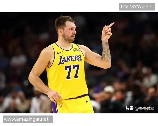 湖人输老鹰遭1喜3忧！艾顿梦游，东契奇情绪波动，范德彪无投篮！