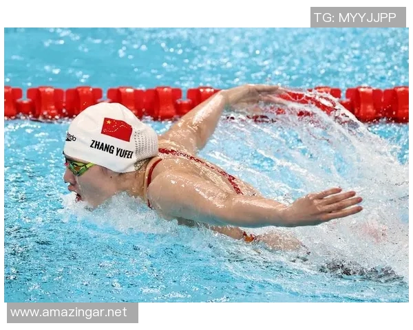 蝶泳常见错误分析与纠正技巧助你提高游泳水平